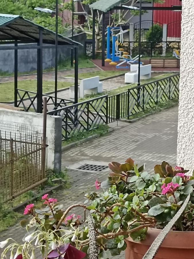 Mini Hotel On Guramishvili 22 Kobuleti Eksteriør billede