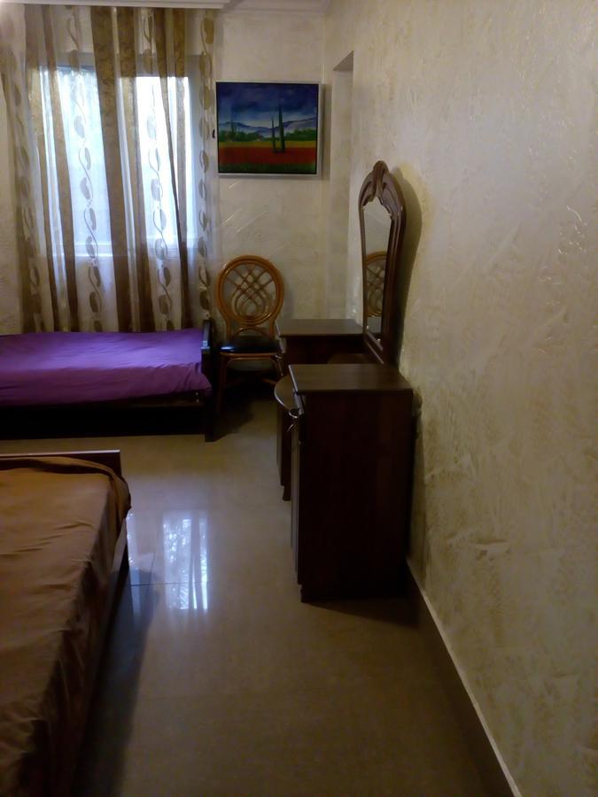 Mini Hotel On Guramishvili 22 Kobuleti Eksteriør billede